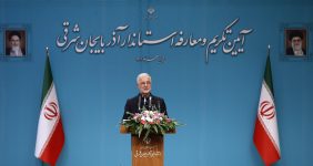 به گزارش خبرانرژی، احمد سجادی‌فر| دکتر اسکندر مومنی در مراسم معارفه استاندار جدید آذربایجان شرقی که با حضور مقامات استانی برگزار شد، ابراز داشت: آذربایجان شرقی همواره در طول تاریخ و تمام تحولات سیاسی، اجتماعی، فرهنگی، ادبی و مقاومت نقش برجسته‌ای داشته و به درستی همواره در کنار نام آذربایجان باید واژه قهرمان را قرار داد.