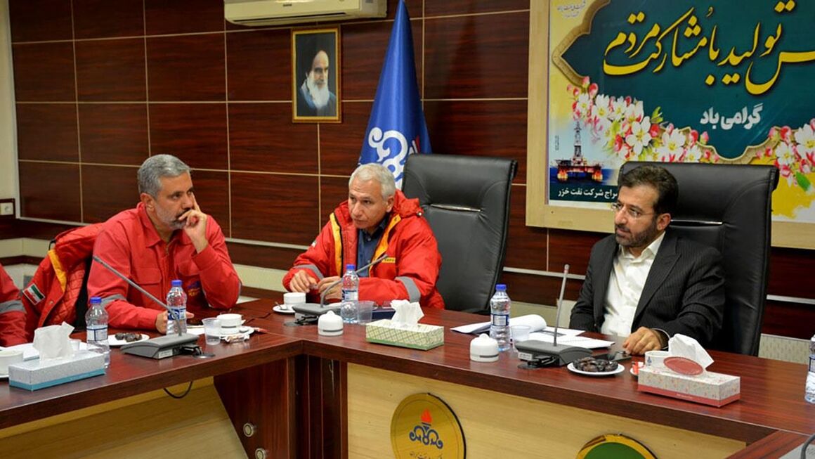 آغاز برنامه‌ریزی برای نوسازی ناوگان دریایی نفت خزر، مدیرعامل شرکت نفت خزر از آغاز برنامه‌ریزی اجرایی برای بازسازی و نوسازی ناوگان دریایی این شرکت خبر داد.