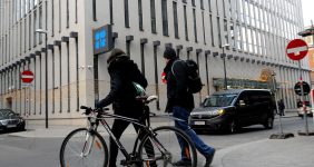 احتمال تعویق در برنامه افزایش تولید اوپک‌پلاس قوت گرفت، منابع اوپک‌پلاس از احتمال به تعویق افتادن برنامه تعدیل تدریجی کاهش عرضه داوطلبانه اضافه هشت عضو اوپک‌پلاس خبر دادند.