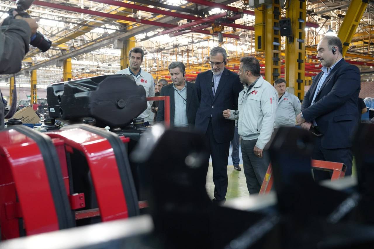 به گزارش خبرانرژی: حسین جابری انصاری افزود: این توفیقات علاوه برتأمین نیاز داخلی بستر حضور ایران دربازارهایی منطقه وبین‌المللی را با صدور خدمات فنی و مهندسی و صادرات محصولات نهایی تولیدات باارزش افزوده بالا را نیز ممکن ساخته است.