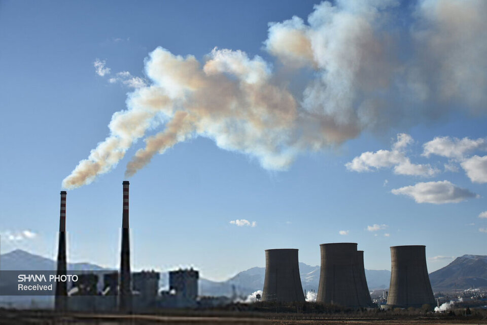 تأمین سوخت نیروگاه‌ها در دولت چهاردهم از ادعا تا واقعیت، ذخایر سوخت مایع کشور در حالی در دولت سیزدهم ۲.۶ میلیارد لیتر نسبت به سال ۱۴۰۲ کاهش یافت که وزارت نفت دولت چهاردهم آبان سال ۱۴۰۳ نسبت به سال ۱۴۰۲، ۱۲۲ درصد نفت‌گاز بیشتری به نیروگاه‌های کشور تحویل داد.