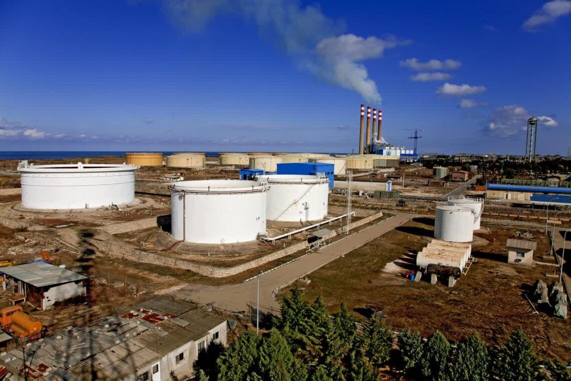 تحویل ۸۶ میلیون لیتر نفت‌گاز به نیروگاه‌های نکا و علی‌آباد، مدیر شرکت خطوط لوله و مخابرات نفت شمال از تحویل ۸۶ میلیون لیتر نفت‌گاز از طریق شبکه خطوط لوله سراسری به نیروگاه‌های نکا و علی‌آباد از ابتدای امسال تا کنون خبر داد و گفت: با انجام این فرآیند از تردد بیش از ۲ هزار و ۸۰۰ کامیون‌ حامل سوخت در مازندران و گلستان جلوگیری شد.