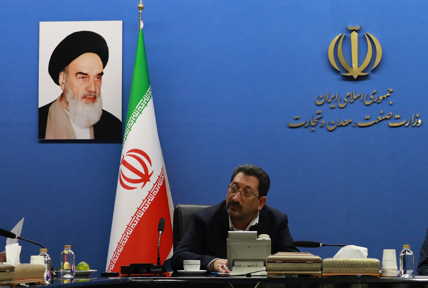 به گزارش خبرانرژی به نقل از وزارت صمت، در پی سانحه تصادف صبح پنجشنبه در اتوبان قزوین کرج، «سیدمحمد اتابک» وزیر صنعت، معدن و تجارت از تلاش‌ها و زحمات کادر پزشکی بیمارستان آرام کرج تشکر کرد.