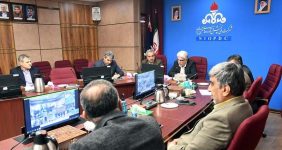 به گزارش خبرانرژی به نقل از شرکت ملی پخش فرآورده‌های نفتی ایران، کرامت ویس‌کرمی در نشست هماهنگی سوخت‌رسانی زمستانی با مدیران مناطق سی‌وهفت‌گانه، ضمن قدردانی از عملکرد جهادی و قابل تقدیر مجموعه مدیریت و کارکنان ستادی و عملیاتی شرکت گفت: پرمصرفی و بدمصرفی در حامل‌های انرژی شرایط مدیریت سوخت‌رسانی را سخت کرده است.