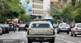 نقش پررنگ خودروهای فرسوده در ناترازی بنزین و آلودگی هوا، عضو هیئت رئیسه کمیسیون انرژی مجلس شورای اسلامی به نقش خودروهای فرسوده در ناترازی بنزین و آلودگی هوا اشاره کرد و گفت: اکنون زمان آن رسیده تا با نگاه جدی‌تری به موضوع تنوع‌بخشی سبد سوخت، اسقاط خودروهای فرسوده، ورود خودروهای برقی و بهینه‌سازی مصرف توجه شود.