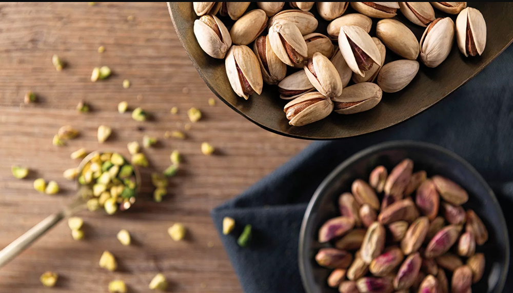 به گزارش خبرانرژی به نقل از وزارت جهادکشاورزی، محمدمهدی برومندی اظهار داشت: اخبار مطرح شده در رسانه‌ها و فضای مجازی را کلی دانست و گفت: ۷ هزار و ۵۰۰ تن از پسته کشور به اتحادیه اروپا صادر می‌شود که در مجموع ۵ درصد از کل میزان صادرات پسته ایران است.