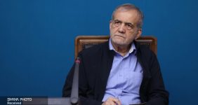 افراد مرفه تا ۱۰ برابر افراد فقیر از انرژی و یارانه انرژی استفاده می‌کنند، رئیس‌جمهوری با بیان اینکه امروز یارانه زیادی به برق، گاز و بنزین می‌دهیم و کسانی که انرژی بیشتری مصرف می‌کنند، یارانه بیشتری نیز دریافت می‌کنند، گفت: امروز افراد پولدار تا ۱۰ برابر افراد فقیر از انرژی و یارانه انرژی استفاده می‌کنند.