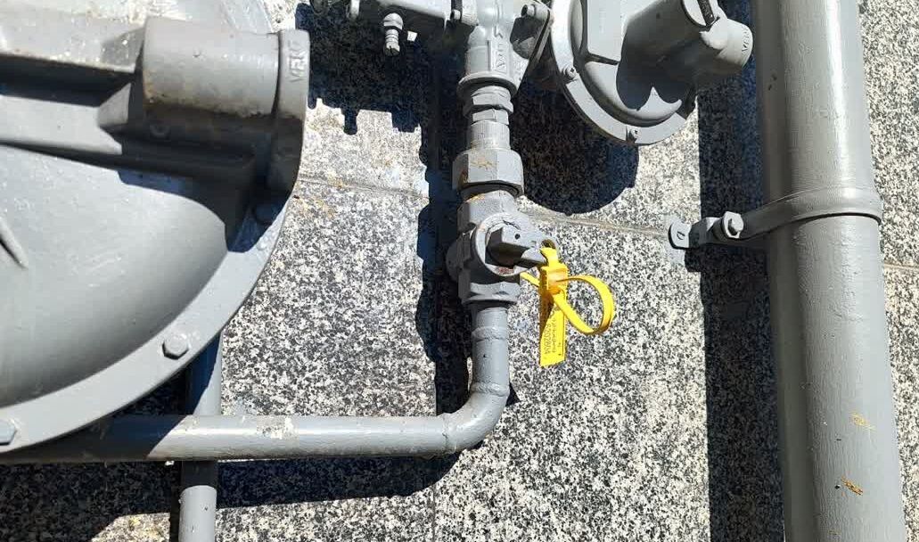 قطع گاز ۲۷۲ اداره دولتی در پایتخت، مدیرعامل شرکت گاز استان تهران از قطع جریان گاز ۲۷۲ اداره دولتی تهران به‌دلیل عدم صرفه‌جویی در مصرف انرژی خبر داد.