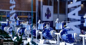 نشست شورای سیاستگذاری نمایشگاه صنعت نفت خوزستان برگزار شد، نشست شورای سیاستگذاری پانزدهمین نمایشگاه تخصصی ساخت تجهیزات صنعت نفت خوزستان با حضور مدیران عامل شرکتهای ملی مناطق نفتخیزجنوب، ملی حفاری ایران و نفت و گاز اروندان برگزار شد.