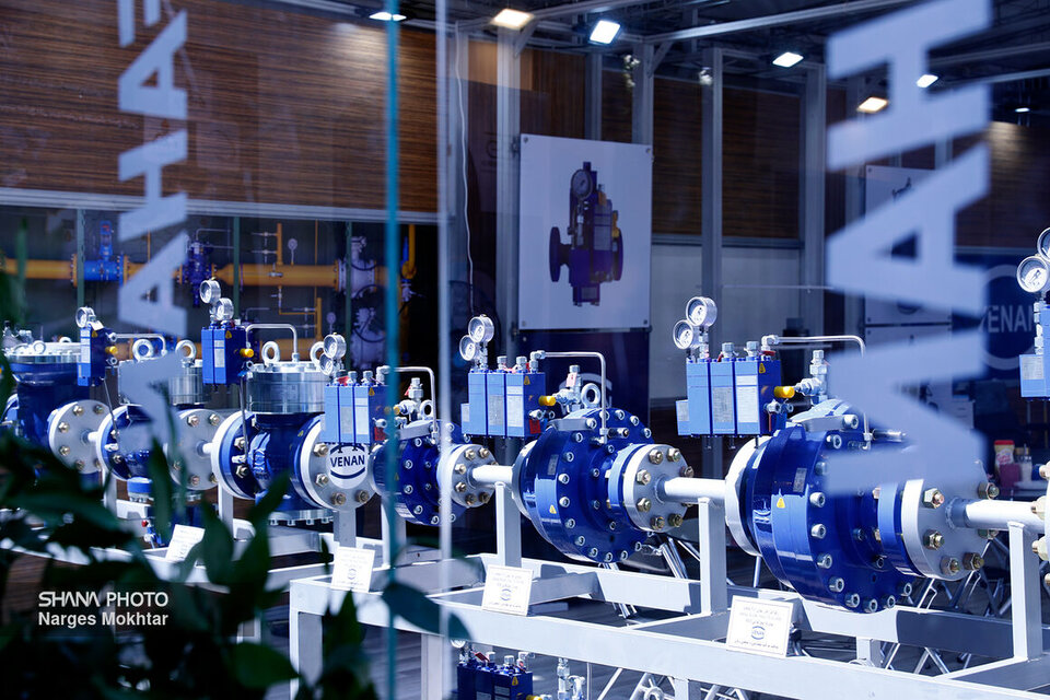 نشست شورای سیاستگذاری نمایشگاه صنعت نفت خوزستان برگزار شد، نشست شورای سیاستگذاری پانزدهمین نمایشگاه تخصصی ساخت تجهیزات صنعت نفت خوزستان با حضور مدیران عامل شرکت‌های ملی مناطق نفتخیزجنوب، ملی حفاری ایران و نفت و گاز اروندان برگزار شد.