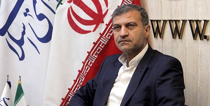 به گزارش خبرانرژی به نقل از مهر، احمد مرادی عصر یکشنبه در نشست توسعه دریا محور استان هرمزگان، اظهار کرد: اقتصاد دریامحور یکی از مهم‌ترین بخش‌های توسعه در کشور است و باید در آن به حمل و نقل دریایی، صید و صیادی و گردشگری به صورت ویژه توجه شود.