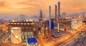 به گزارش خبرانرژی: علی نقوی، رئیس کمیسیون خدمات فنی و مهندسی اتاق بازرگانی ایران در گفتگو با مهر، عرضه هماهنگ ارز توسط شرکت‌های حوزه پتروشیمی در سامانه ارز تجاری مرکز مبادله از هفته آینده گفت: ورود پتروشیمی‌ها به بازار ارز تجاری تأثیر مثبت و بسزایی در تقویت عرضه ارز دارد.