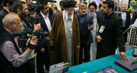 تنها راه پیشبرد کشور استفاده از توانمندی‌های بخش خصوصی است، رهبر معظم انقلاب اسلامی در بازدید از نمایشگاه پیشگامان پیشرفت، رویداد ملی توانمندی‌ها و دستاوردهای بخش خصوصی، تنها راه پیشبرد کشور را استفاده از توانمندی‌های بخش خصوصی دانستند.