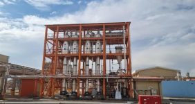 به گزارش خبرانرژی به نقل از شرکت پالایش گاز بیدبلند خلیج فارس، پروژه پکیج بازیافت آب‌های دورریز این پالایشگاه با ظرفیت یک میلیون لیتر در روز و با هدف بازیافت و بازچرخانی آب‌های دورریز و تبدیل آن به آب‌های صنعتی مورد نیاز مجتمع، با سرمایه‌گذاری ۴.۲ میلیون یورو با فناوری ZLD (Zero Liquid Discharge) به بهره‌برداری رسید.