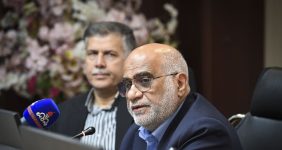 جبران هزینه‌های استخراج نفت از اعتبارات مسئولیت اجتماعی، رئیس مجمع نمایندگان خوزستان در مجلس شورای اسلامی گفت: هزینه استخراج نفت که پیامدهای آن تخریب زیست محیطی و تحمیل هزینه اضافه بر زندگی مردم استان است، باید از محل اعتبارات مسئولیت‌های اجتماعی نفت و گاز جبران شود.