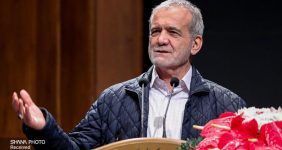 به گزارش خبرانرژی، مسعود پزشکیان شامگاه پنجشنبه (چهارم بهمن) در نشست شورای برنامه‌ریزی خوزستان با بیان اینکه هر کدام از وزیران دولت مجدد به این استان سفر کرده و با مسئولان و نمایندگان این استان به‌منظور بررسی مشکلات دیدار خواهند کرد، گفت: باید برای حل مشکلات اولویت‌بندی کنیم و برمبنای اعتباری که داریم برنامه‌ریزی مدیریتی انجام دهیم.