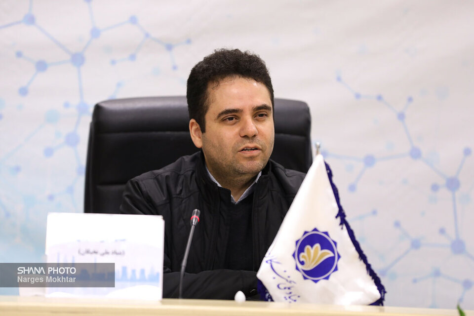 نخبگان وارد حل مسائل اولویت‌دار کشور می‌شوند، قائم مقام بنیاد ملی نخبگان گفت: تفاهم‌نامه با شرکت ملی پالایش و پخش فرآورده‌های نفتی ایران با هدف مشارکت دادن نخبگان در حل مسائل اولویت‌دار کشور امضا شده است.