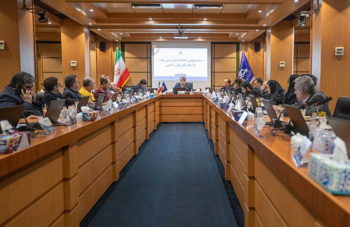 پارس جنوبی بزرگترین دارایی یکپارچه مردم ایران، مدیرعامل شرکت نفت و گاز پارس با بیان اینکه میدان گازی پارس جنوبی بزرگترین دارایی یکپارچه مردم ایران است، گفت: تولید گاز از این میدان مشترک نقش به‌سزایی در تأمین انرژی مورد نیاز صنایع، نیروگاه‌ها و بخش خانگی ایفا می‌کند و بیشترین وزن را در تولید ناخالص داخلی دارد.