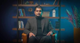 به گزارش خبرانرژی: هات شات، یکی از برنامه‌های تاک‌شوی پلتفرم «شهر تی وی» که قرار است هر هفته به موضوعات و چالش‌های موجود در زمینه‌های اجتماعی و فرهنگی بپردازد.