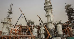 بومی‌سازی ۷۰ درصد تجهیزات پالایشگاه نهم پارس جنوبی، رئیس کارگاه مکانیک پالایشگاه نهم مجتمع گاز پارس جنوبی با اشاره به دستاوردهای ارزشمند این مجموعه گفت: با توان و دانش نیروهای متخصص و کارآمد، بیش از ۷۰ درصد انواع قطعات و تجهیزات راهبردی در کارگاه مرکزی پالایشگاه نهم پارس جنوبی با موفقیت طراحی و ساخته شده است.