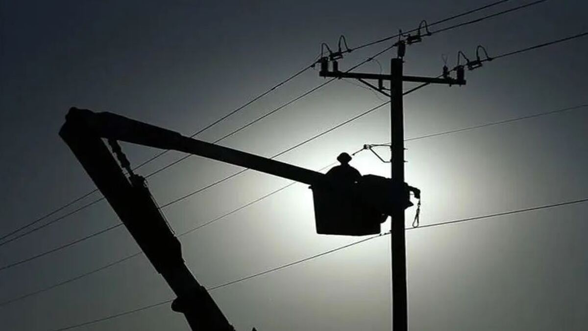 خاموشی‌ها تا یک هفته دیگر ادامه دارد، به دلیل شرایط جوی و ماندگاری سرما، خاموشی‌ها تا یک هفته دیگر ادامه می‌یابد.