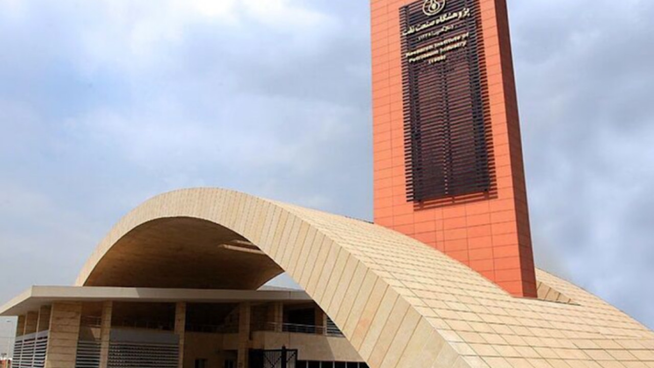 رونمایی از محصول فناورانه  حسگر مجازی توسعه، محصول فناورانه حسگر مجازی توسعه داده‌شده از سوی پژوهشگاه صنعت نفت در مجتمع پتروشیمی نوری رونمایی شد.