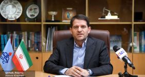 صنعت پتروشیمی؛ تبلور زنجیره ارزش صنعت نفت؛ مدیرعامل شرکت ملی صنایع پتروشیمی رشد جهشی صنعت پتروشیمی همسو با جلوگیری از خام‌فروشی را مهم‌ترین دستاورد زنجیره صنعت نفت اعلام کرد و گفت: صنعت پتروشیمی تبلور زنجیره ارزش صنعت نفت است.