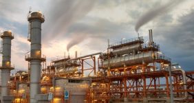 قاچاق‌ ۱۵۰میلیون لیتر سوخت در یک پتروپالایش، رئیس‌کل دادگستری هرمزگان از کشف و دست‌یابی به اسناد بیش از ۱۵۰میلیون لیتر سوخت قاچاق در استان هرمزگان که در سنوات گذشته قاچاق شده بود، خبر داد.