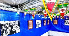 نمایش تصاویر تاریخی نفت در نمایشگاه «صنعت نفت؛ همپای انقلاب»، همزمان با چهل‌وششمین سالگرد پیروزی شکوهمند انقلاب اسلامی، نمایشگاه اسناد و تصاویر تاریخی با محوریت نقش کلیدی کارکنان صنعت نفت در پیروزی انقلاب اسلامی، به همت مرکز اسناد و موزه‌های صنعت نفت برگزار شد.