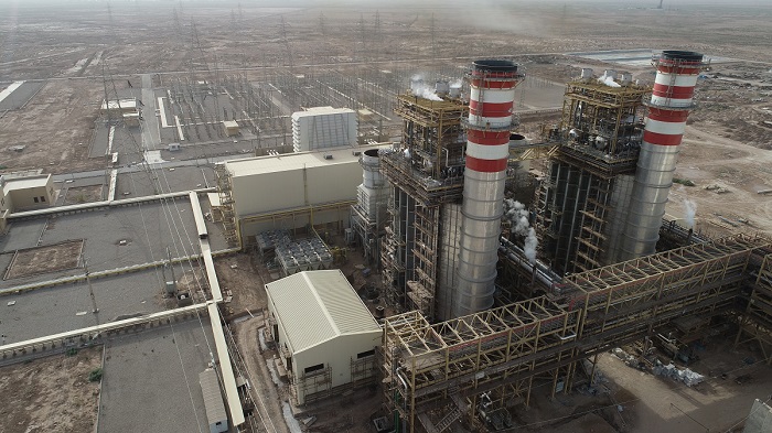 نیروگاه غرب کارون تامین کننده برق پنج میدان نفتی و یک پالایشگاه، مجری طرح نیروگاه غرب کارون گفت: این نیروگاه برق میادین آزادگان شمالی، آزادگان جنوبی، یاران، یادآوران، تلمبه خانه غرب کارون و پالایشگاه گاز هویزه خلیج فارس را تأمین می‌کند.