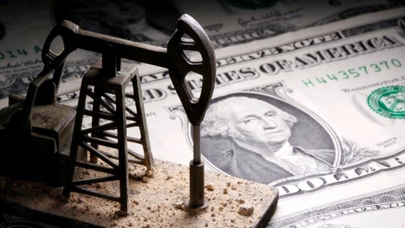 تضعیف ارزش دلار قیمت نفت را افزایش داد، تضعیف ارزش دلار آمریکا قیمت‌ نفت خام در بازارهای جهانی را افزایش داد.