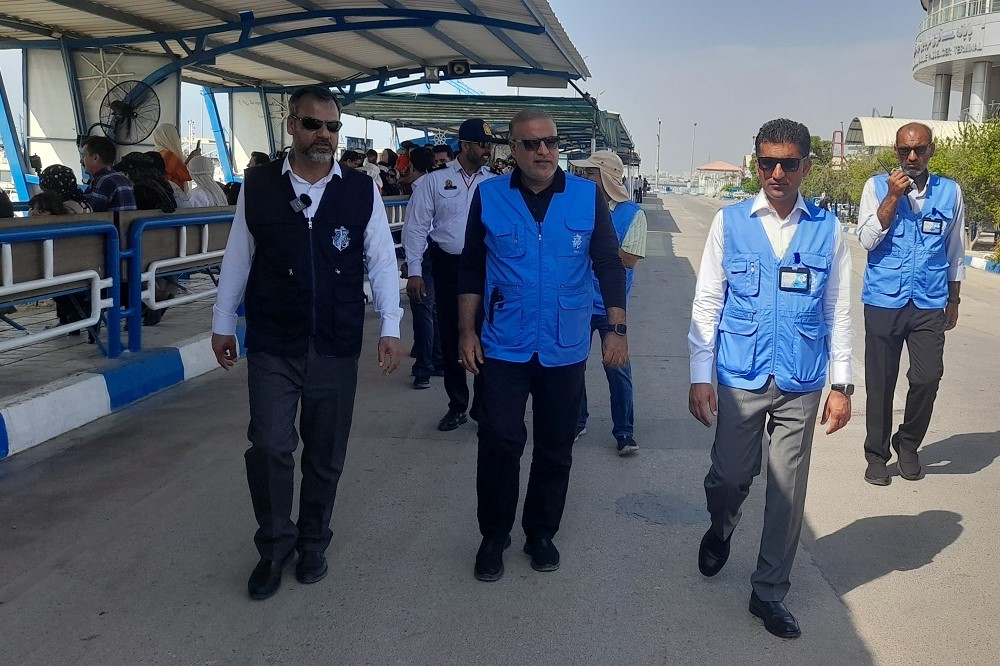 به گزارش خبرانرژی مصطفی کنگانی در این بازدید که صبح روز دوشنبه چهارم فروردین‌ماه 1404 انجام شد، اظهار کرد: بیش از 80 درصد ترددهای مسافری کشور از طریق بنادر مسافری استان هرمزگان انجام می‌شود.