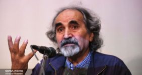 ملی شدن صنعت نفت و نقش جامعه ایرانی، استاد جامعهشناسی دانشگاه تهران ملی شدن صنعت نفت را به نفع جامعه ایرانی دانست و گفت: با این اقدام، ایران قدرتی را به جهان نشان داد که اگر این جامعه برپا شود جامعه مهمی است و صداهای مهمی در آن وجود دارد.