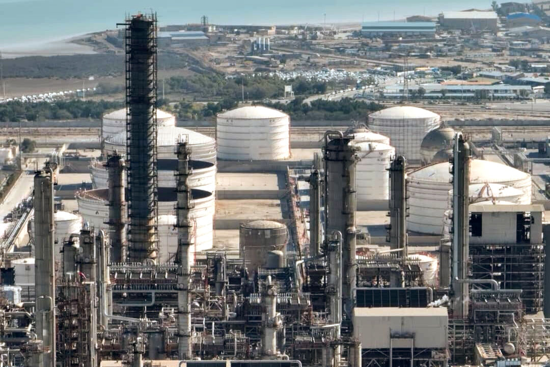 افزایش ۷۳ درصدی فروش پتروشیمی بوعلی سینا، شرکت پتروشیمی بوعلی سینا در فروردین ۱۴۰۴ عملکردی درخشان از خود به نمایش گذاشت و با افزایش ۸ درصدی تولید و جهش ۷۳ درصدی درآمد توانست یک شروع قدرتمند را برای سال جدید ثبت کند.