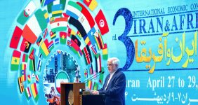 به گزارش خبرانرژی: معاون اول رئیس جمهور و رئیس ستاد آفریقا در سومین اجلاس همکاری‌های ایران و آفریقا با یادآوری حادثه ناگوار بندر شهید رجایی و از دست رفتن جمعی از هموطنان عزیز کشورمان، گفت: از خداوند متعال برای همه مصدومان شفای عاجل و برای خانواده از دست رفتگان، صبر جمیل خواستاریم.