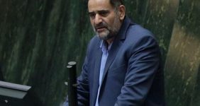 سرمایه‌گذاری در نفت کلید تبدیل ظرفیت به ثروت ملی است؛ عضو کمیسیون صنایع و معادن مجلس شورای اسلامی گفت: یکی از مهم‌ترین مزیت‌های کشور در حوزه نفت و گاز، ظرفیت‌های عظیم این صنعت است که اگر در مسیر حکمرانی صحیح قرار گیرد، می‌تواند ارزش افزوده قابل‌توجهی را برای کشور به همراه داشته باشد.