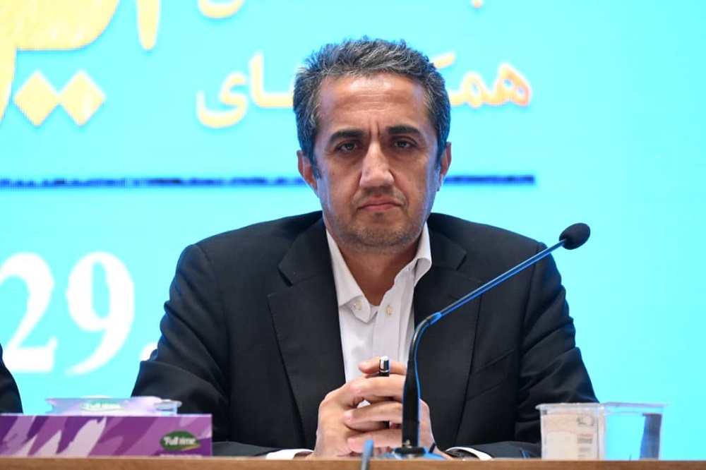 به گزارش خبرانرژی معاون وزیر و رئیس هیأت عامل ایمیدرو در سومین اجلاس همکاری‌های ایران و آفریقا در محل اجلاس سران، اظهار داشت: تحولات اقتصادی در قاره آفریقا ضروری است و ملت‌هایی که ریشه‌های تمدنی مشترک و ظرفیت‌های مکمل یکدیگر دارند، باید فصل جدیدی از همکاری‌های اقتصادی، صنعتی و معدنی را آغاز کنند.