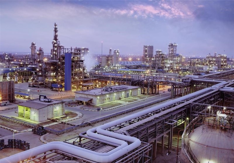 یک درصد از پتروشیمی خلیج فارس در بورس عرضه می‌شود، سازمان خصوصی‌سازی به استناد وکالت‌نامه ماخوذه از شرکت سرمایه‌گذاری اهداف، یک درصد از سهام «شرکت صنایع پتروشیمی خلیج فارس» را از طریق بورس واگذار می‌کند.