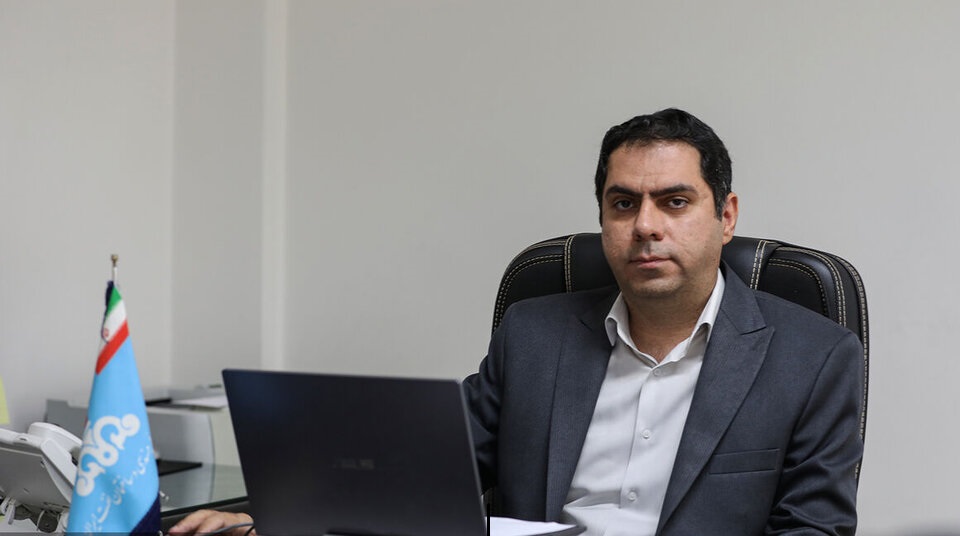 اسکله قشم؛ گام بلند توسعه زیرساخت‌های سوخت‌رسانی؛ مجری طرح اسکله ۵ هزار تنی قشم، هدف از اجرای این پروژه را بهبود زیرساخت‌های بندری و افزایش ظرفیت پهلوگیری شناورها، افزایش ظرفیت صادرات، سوخت‌رسانی و رونق اقتصادی جزیره قشم دانست و گفت: این پروژه هم‌اکنون به پیشرفت ۸۰ درصدی رسیده و پیش‌بینی می‌شود تا پایان ۱۴۰۴ به بهره‌برداری برسد.