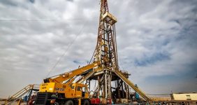 امضای قراردادهای جدید حفاری برای ۲ میدان‌ نفتی؛ دو قرارداد حفاری زیرسطحی با هدف تسریع در توسعه میدان نفتی پایدار غرب و ارتقای بهره‌وری عملیات حفاری میان پیمانکاران فعال در این حوزه امضا شد.