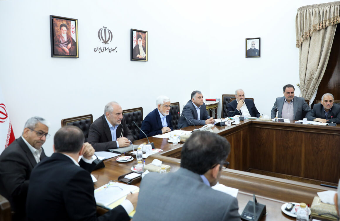 تصویب طرح توسعه و بهره‌برداری میدان نفتی چنگوله در شورای اقتصاد، طرح توسعه و بهره‌برداری میدان نفتی چنگوله در استان ایلام در نشست شورای اقتصاد بررسی و تصویب شد.