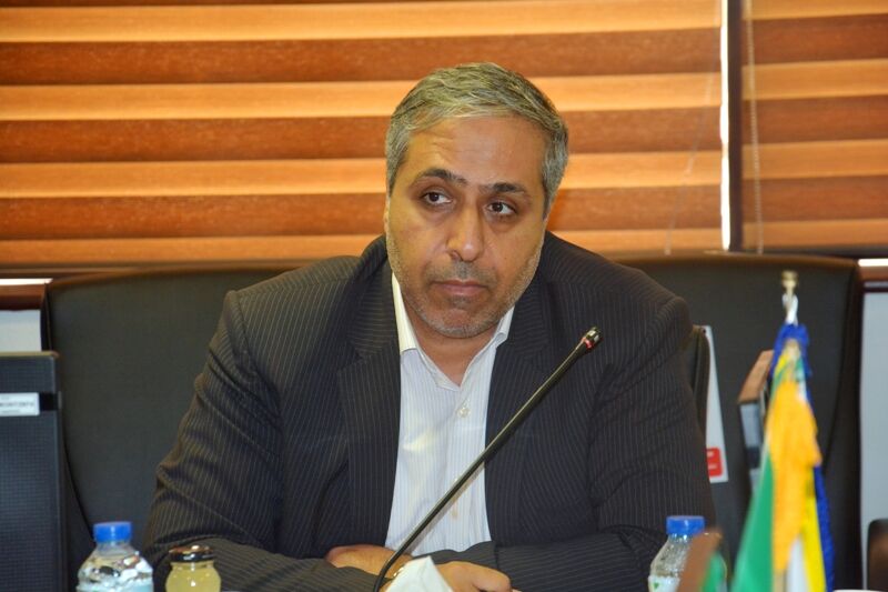 تعامل دولت و سرمایه‌گذاران برای رفع چالش‌های مالی طرح‌ها، معاون برنامه‌ریزی وزیر نفت به اهمیت تعامل دوطرفه دولت و سرمایه‌گذاران در حل مشکلات مالی پروژه‌ها اشاره کرد و گفت: امتیازدهی یکطرفه در شرایط فعلی امکان‌پذیر نیست و برای عبور از موانع، همکاری کامل طرفین ضروری است.