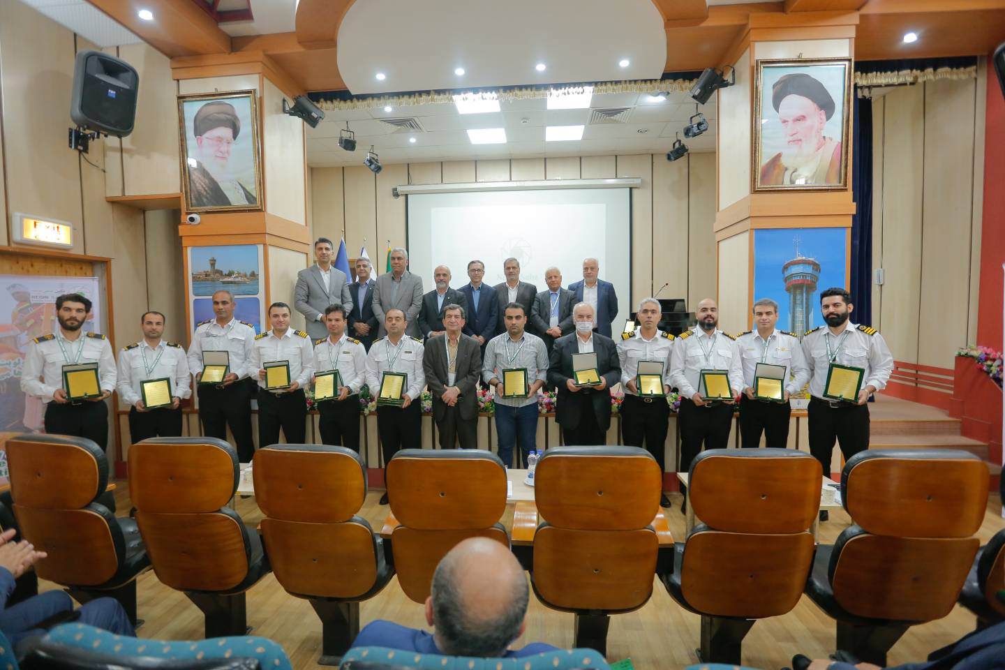 به گزارش خبرانرژی، اولین همایش علمی تخصصی سالانه هم‌افزایی دانش فنی راهنمایان شرکت نگین سبز خاورمیانه پس از دو روز برگزاری، روز چهارشنبه ۷ خرداد ۱۴۰۴ در بندر انزلی به کار خود پایان داد.