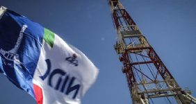 تکمیل عملیات حفاری ۲۰ حلقه چاه نفت و گاز در خشکی، معاون مدیرعامل شرکت ملی حفاری ایران در عملیات حفاری از حفاری و تکمیل ۲۰ حلقه چاه نفت و گاز در مناطق خشکی کشور در دو ماه نخست امسال با به‌کارگیری دستگاه‌های حفاری این شرکت خبر داد.