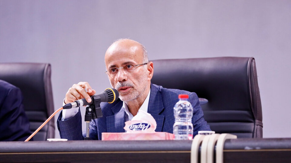 حمایت مجلس از تسهیل سرمایه‌گذاری در نفت و انرژی، عضو کمیسیون انرژی مجلس شورای اسلامی با تأکید بر حمایت این کمیسیون از جذب سرمایه‌گذاری در بخش نفت و گاز گفت: اراده مجلس بر تصویب قوانین و مقرراتی متمرکز است که زمینه‌ساز تسهیل و روان‌سازی سرمایه‌گذاری‌های داخلی و خارجی در حوزه نفت و انرژی باشد.