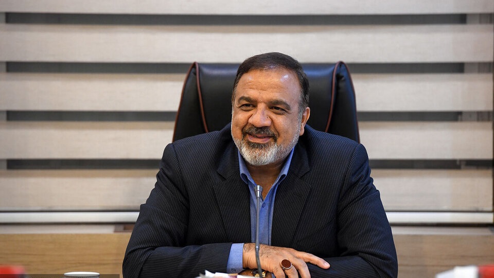 «روابط عمومی» موتور محرکه توسعه در صنعت نفت، مدیرکل روابط عمومی وزارت نفت طی پیامی روز روابط عمومی و ارتباطات را به تمامی تلاشگران این عرصه به‌ویژه پیشگامان روابط عمومی در صنعت نفت ایران تبریک گفت.