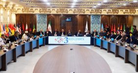 فرصت تجارت با آفریقا را از دست نمی‌دهیم؛ رئیس اتاق بازرگانی اصفهان برای همکاری اقتصادی میان ایران و آفریقا، استفاده از محصولات ایرانی در برابر ارزش افزوده محصولات خام آفریقا را پیشنهاد کرد.