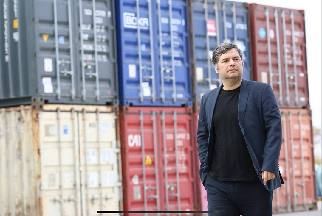 محسن جندقی عضو تعاونی کارکنان پتروشیمی شازند در گفتگو با خبر انرژی با اشاره به نقش تعاونی‌های کارکنان شرکتهای بزرگ در ایجاد سودآوری برای سهامداران خود گفت: نمونه‌های بسیار موفقی از تعاونی‌ داریم که نقش تعیین‌کننده‌ای در سرنوشت شرکت‌های مادر دارند و سود قابل توجهی را نصیب کارگران و سهامداران خود کرده‌اند اما این مساله باید ریشه‌یابی شود که چرا اکثر تعا‌نی‌های کشور عاقبت به خیر نمی‌شوند و درجا می‌زنند.