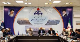 نظارت مستمر پیش‌نیاز تولید باکیفیت و پایدار است، مدیرعامل شرکت نفت و گاز اروندان بر ضرورت نظارت مستقیم، گزارش‌دهی مستمر و برنامه‌ریزی دقیق به‌منظور تحقق تولید پایدار و باکیفیت تأکید کرد.