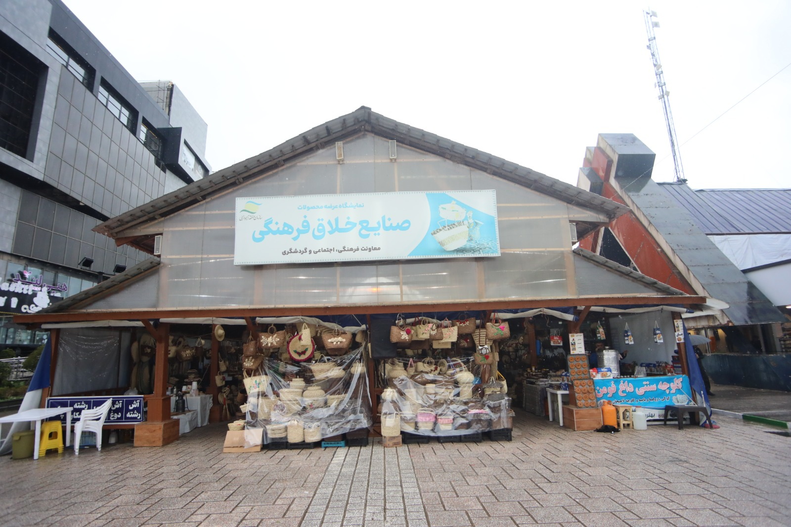 آغاز به كار نمایشگاه‌ها،فعالیت كتابخانه سیار و رادیو محیطی در منطقه آزاد انزلی